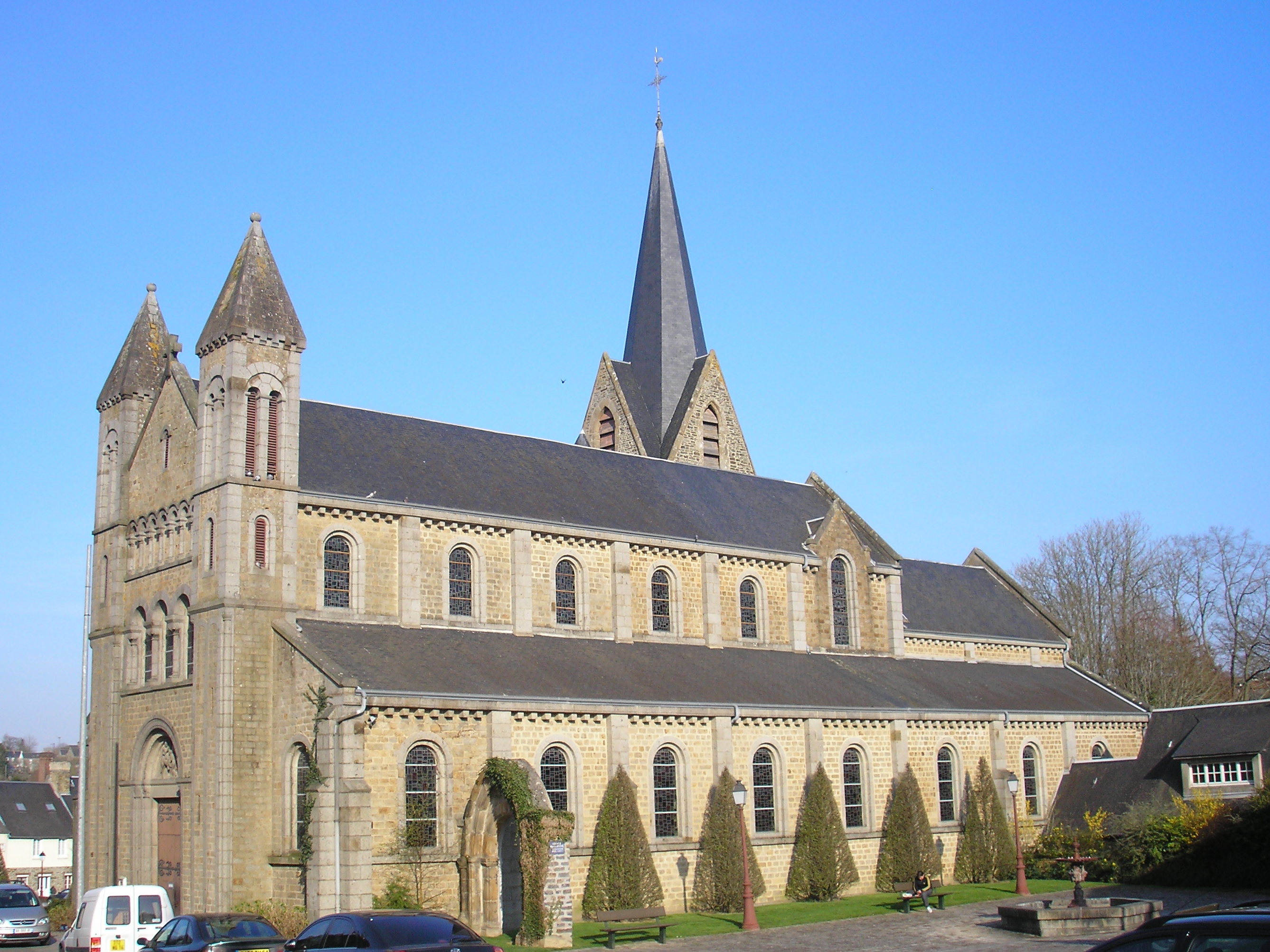Condé-en-Normandie, bourg du Bocage normand