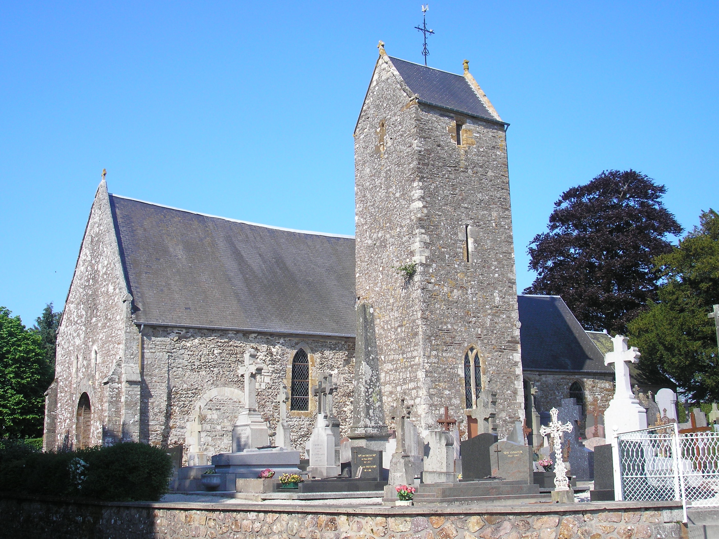 L'église de Lénault, commune déléguée de Condé-en-Normandie